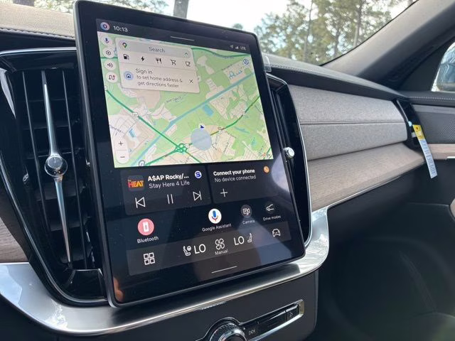 2026 Denim Blue Volvo XC90 Plug-In Hybrid T8 Plus 7-Seater AWD SUV