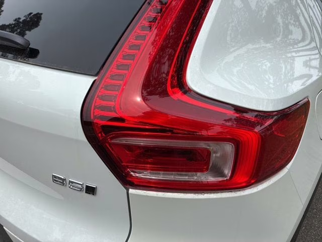 2026 Crystal White Volvo XC40 B5 Ultra AWD SUV