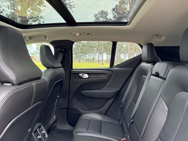 2026 Crystal White Volvo XC40 B5 Ultra AWD SUV