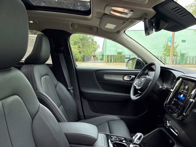 2026 Crystal White Volvo XC40 B5 Ultra AWD SUV