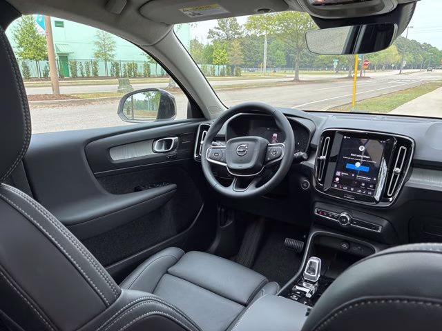 2026 Crystal White Volvo XC40 B5 Ultra AWD SUV