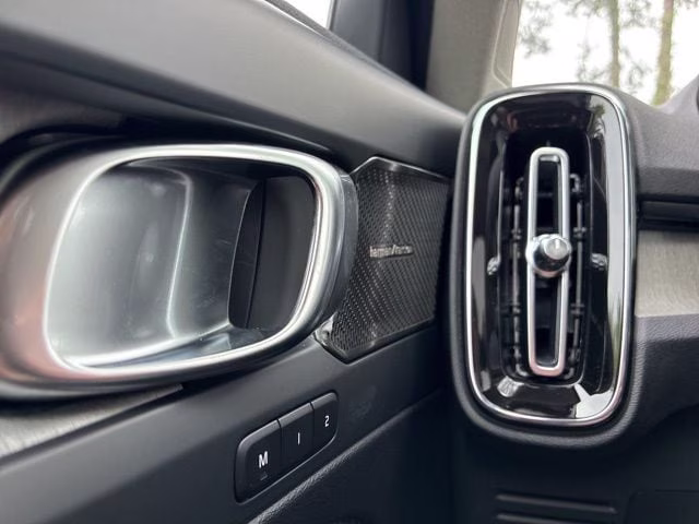 2026 Crystal White Volvo XC40 B5 Ultra AWD SUV