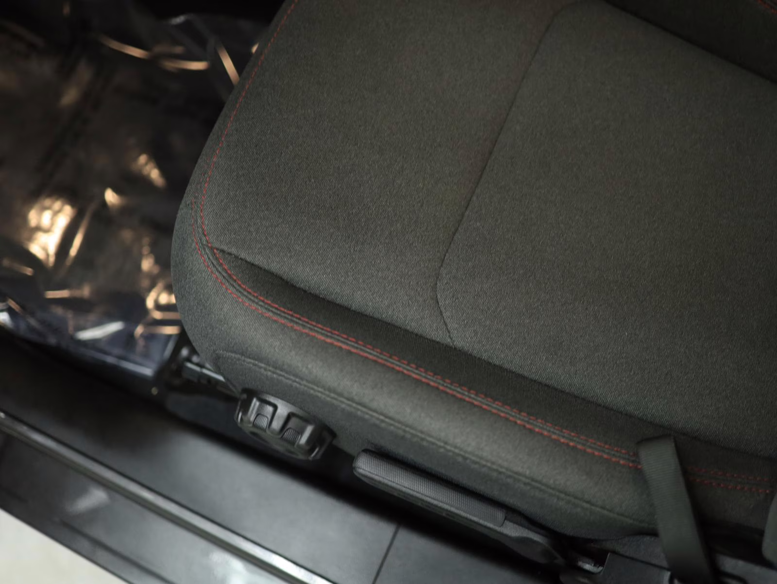 2025 Granite Crystal Metallic Jeep Wrangler Rubicon 4X4 SUV