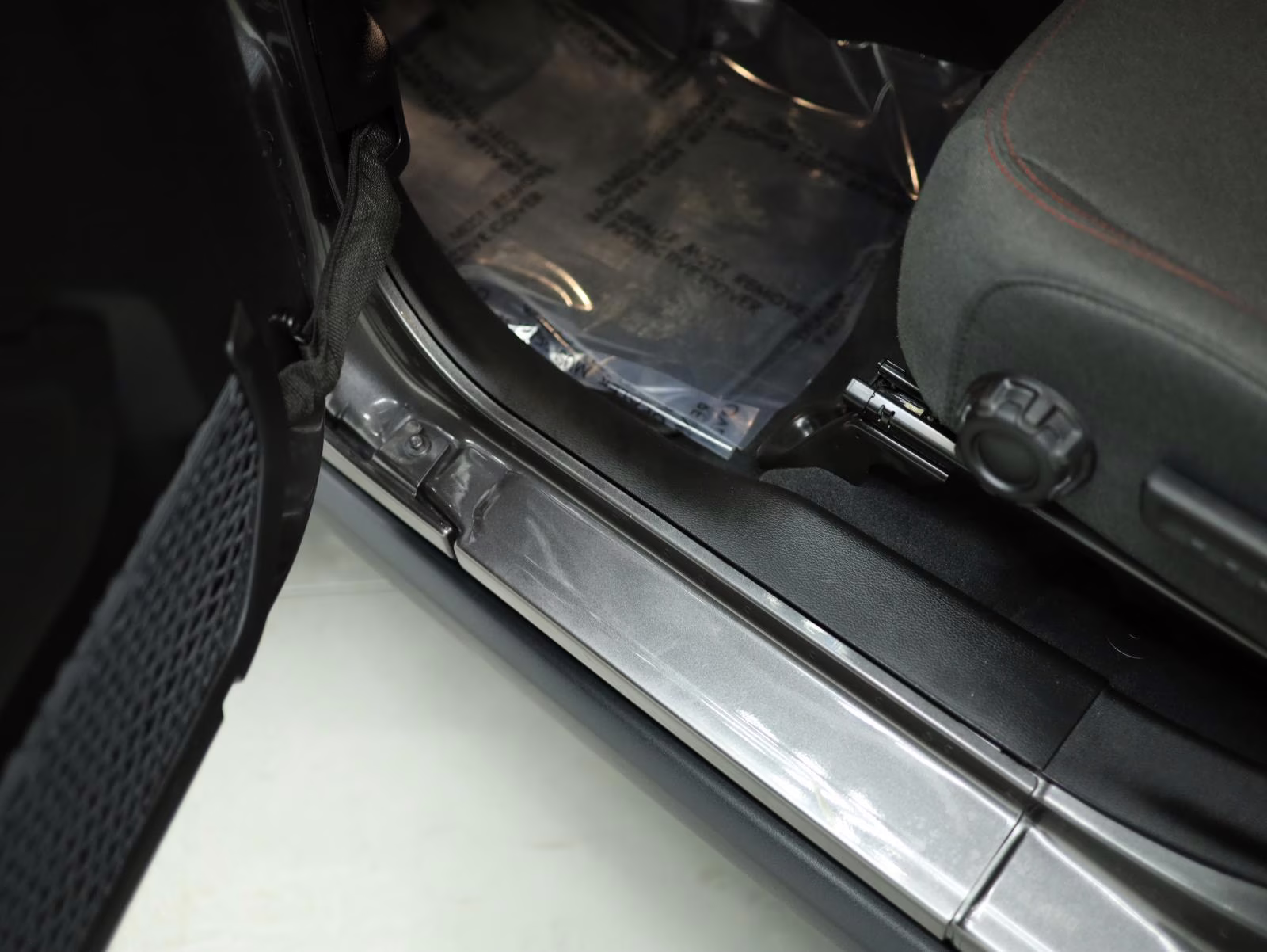 2025 Granite Crystal Metallic Jeep Wrangler Rubicon 4X4 SUV