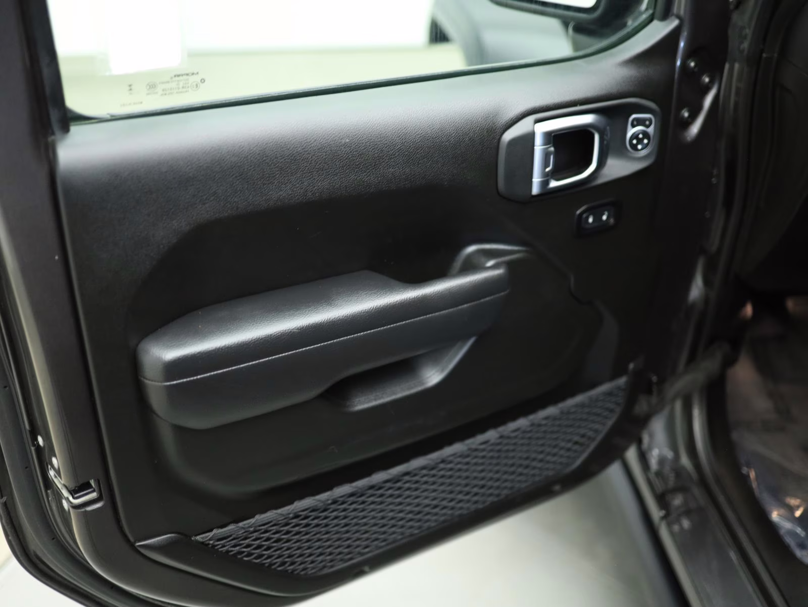 2025 Granite Crystal Metallic Jeep Wrangler Rubicon 4X4 SUV