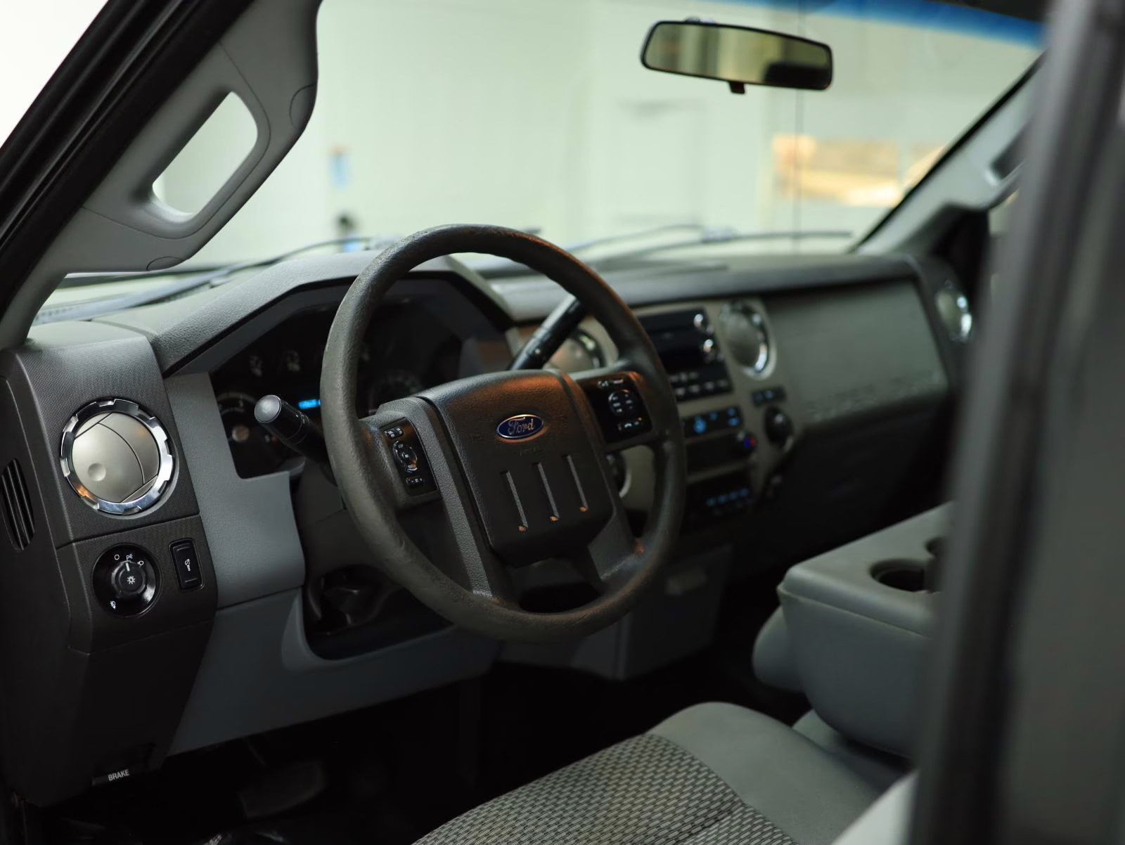 2015 Tuxedo Black Metallic Ford Super Duty F-350 SRW XLT 4X4 Truck