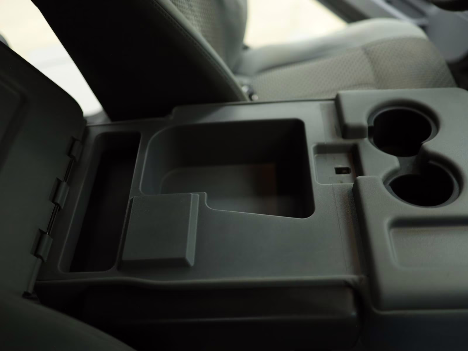 2015 Tuxedo Black Metallic Ford Super Duty F-350 SRW XLT 4X4 Truck