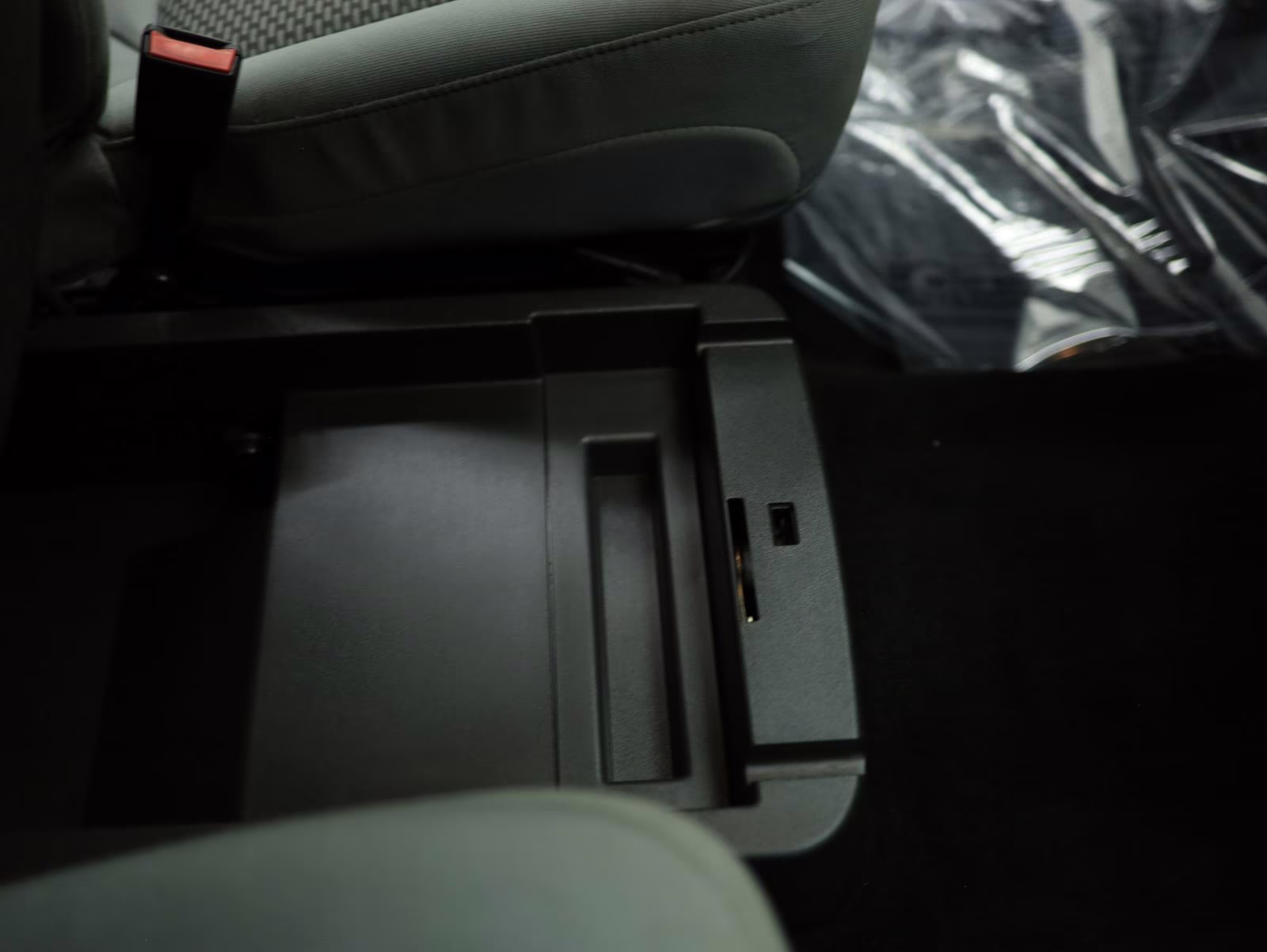 2015 Tuxedo Black Metallic Ford Super Duty F-350 SRW XLT 4X4 Truck