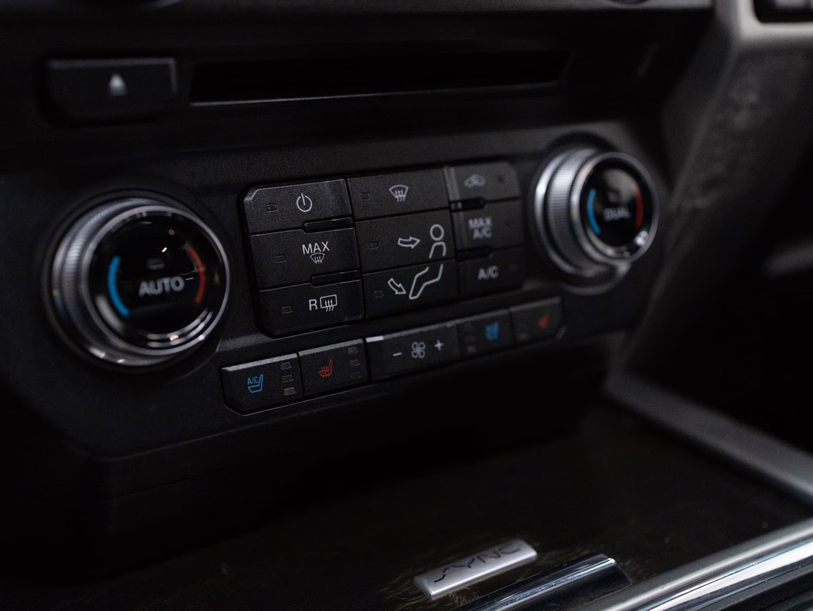 2017 Shadow Black Ford Super Duty F-450 DRW Platinum 4X4 Truck