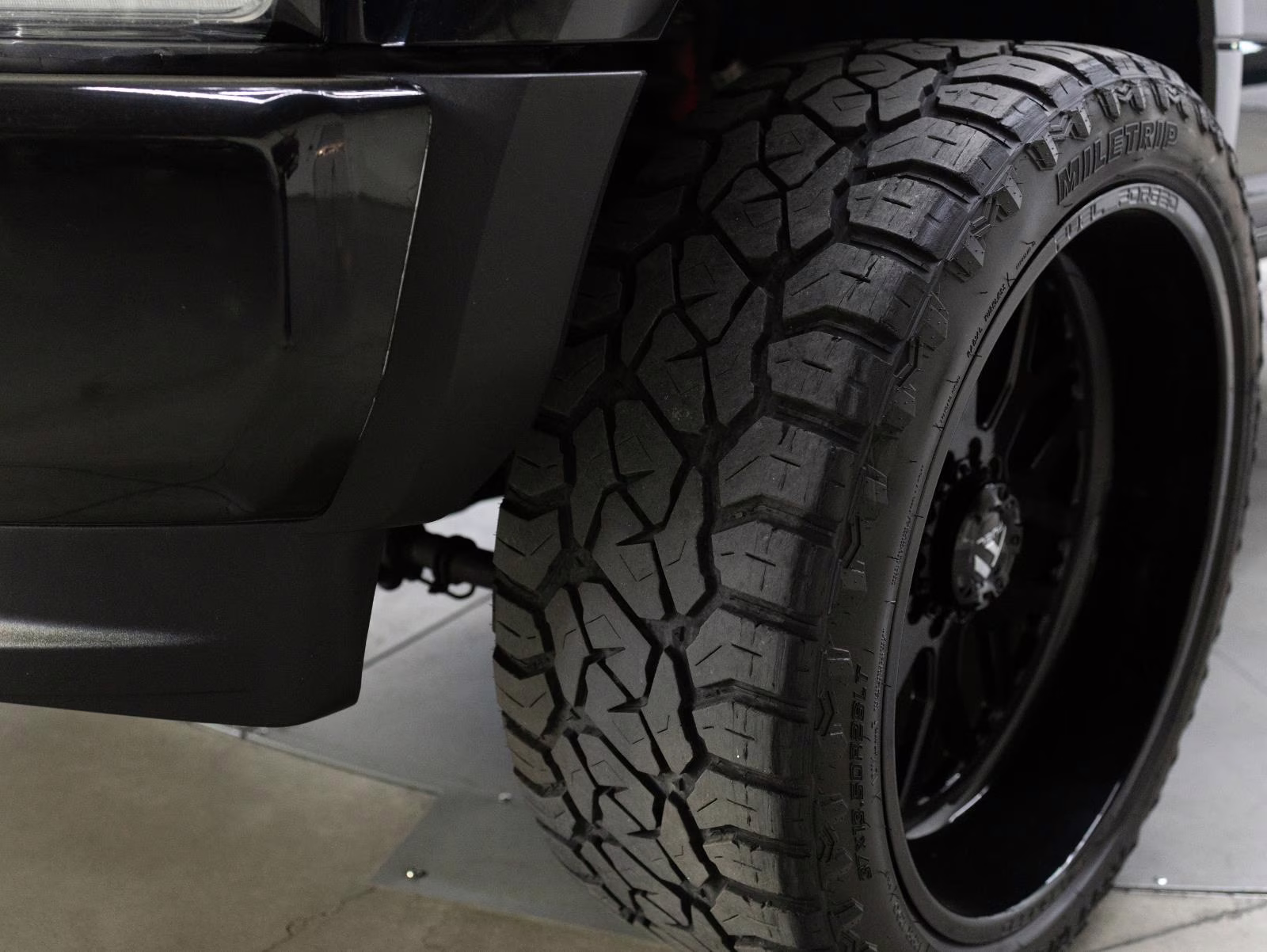 2017 Shadow Black Ford Super Duty F-450 DRW Platinum 4X4 Truck