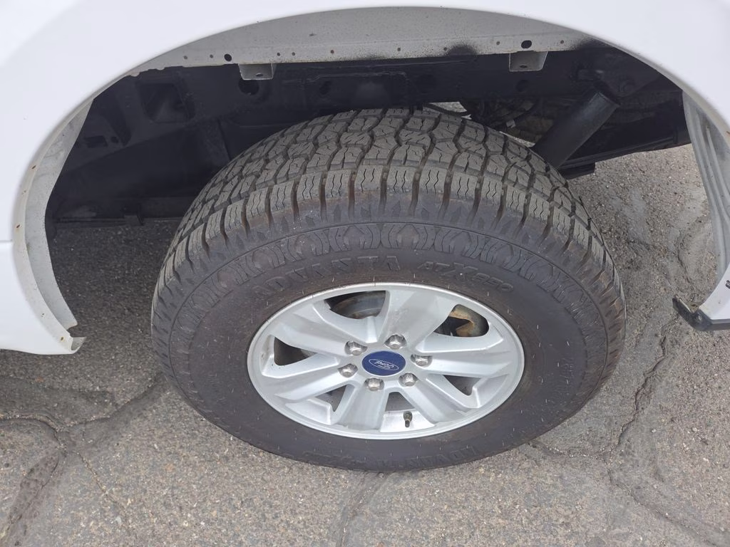 2018 White Ford F-150 XL 4X4 Truck