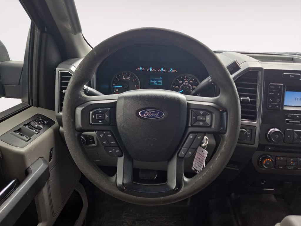 2018 White Ford F-150 XL 4X4 Truck