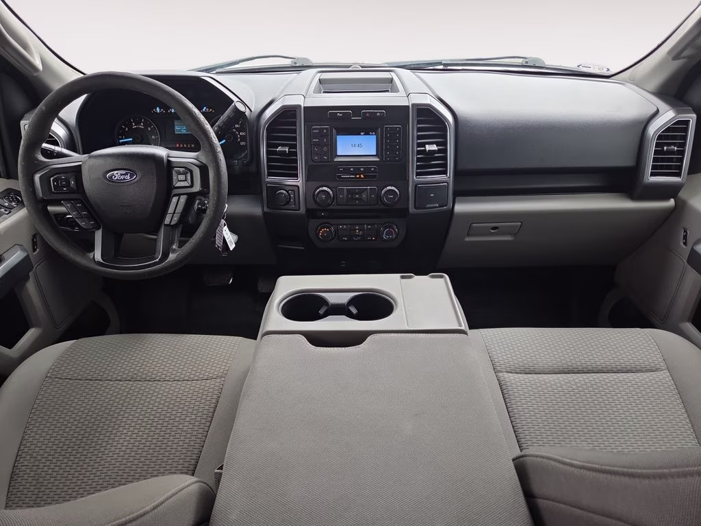 2018 White Ford F-150 XL 4X4 Truck