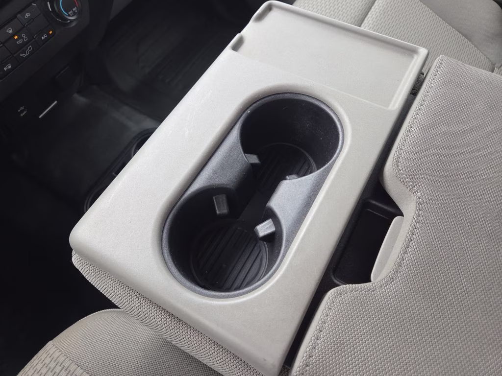 2018 White Ford F-150 XL 4X4 Truck
