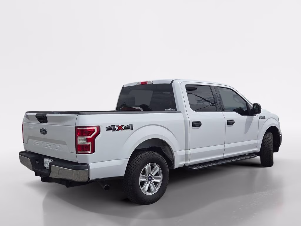 2018 White Ford F-150 XL 4X4 Truck
