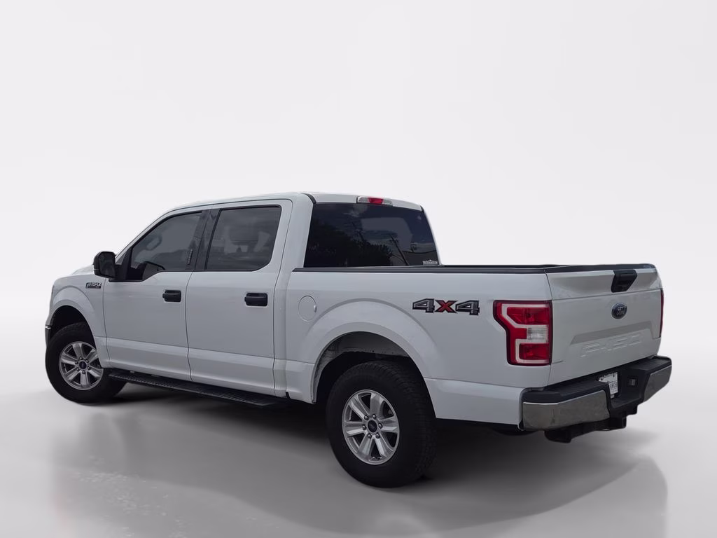 2018 White Ford F-150 XL 4X4 Truck