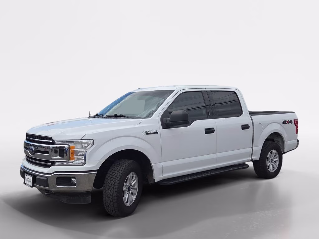 2018 White Ford F-150 XL 4X4 Truck