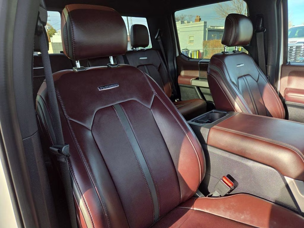 2017 White Ford F-150 Platinum 4X4 Truck
