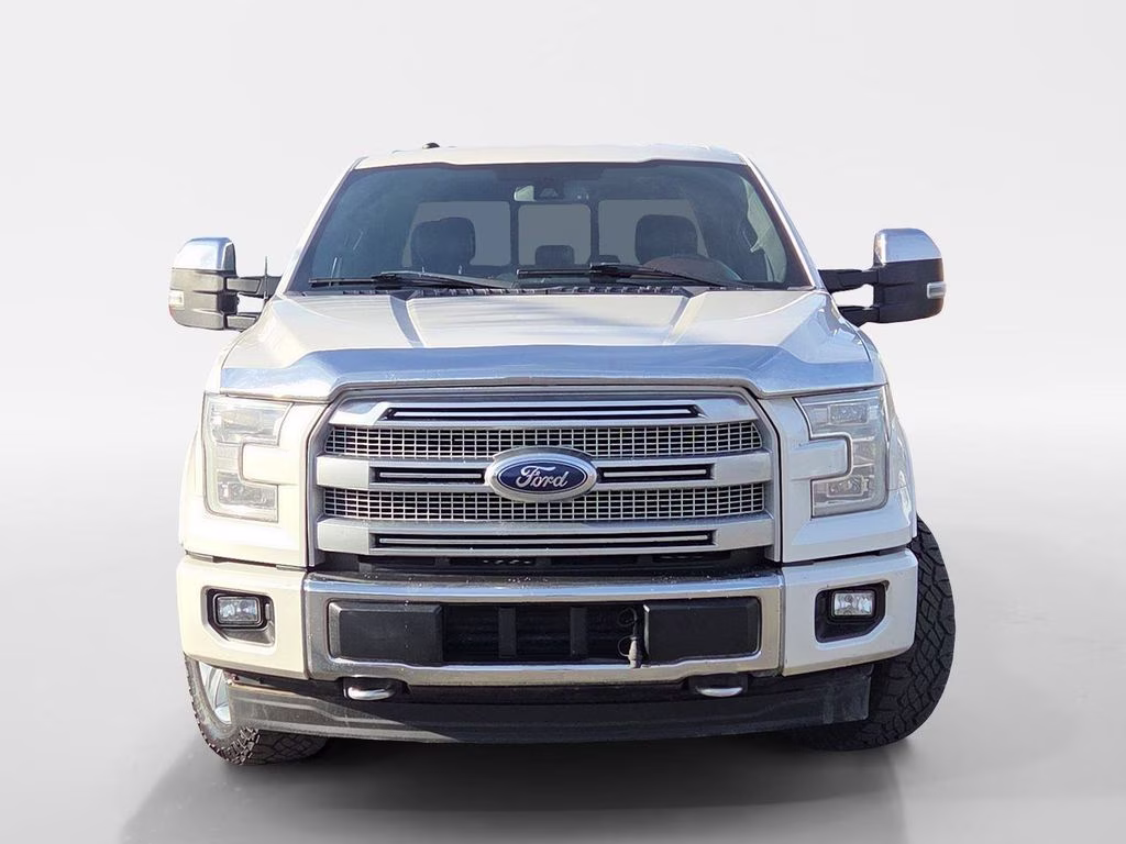 2017 White Ford F-150 Platinum 4X4 Truck