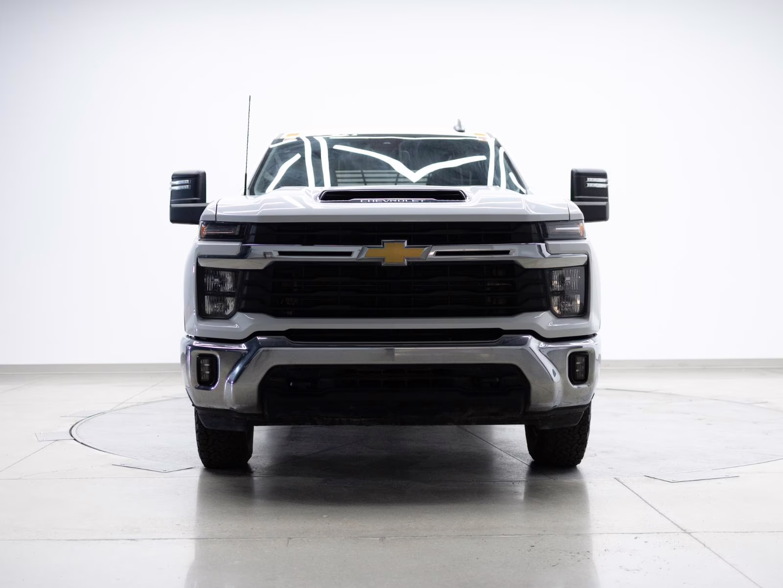 2024 Summit White Chevrolet Silverado 2500HD LT 4X4 Truck