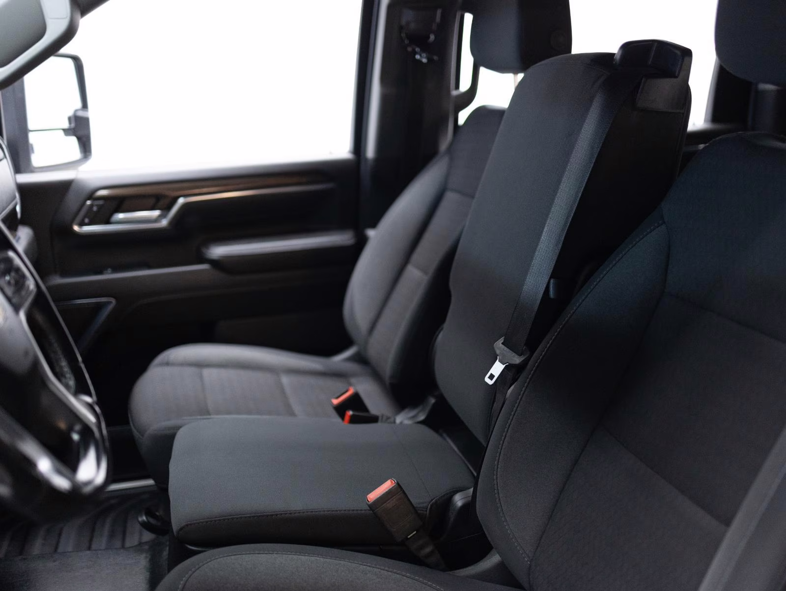 2024 Summit White Chevrolet Silverado 2500HD LT 4X4 Truck