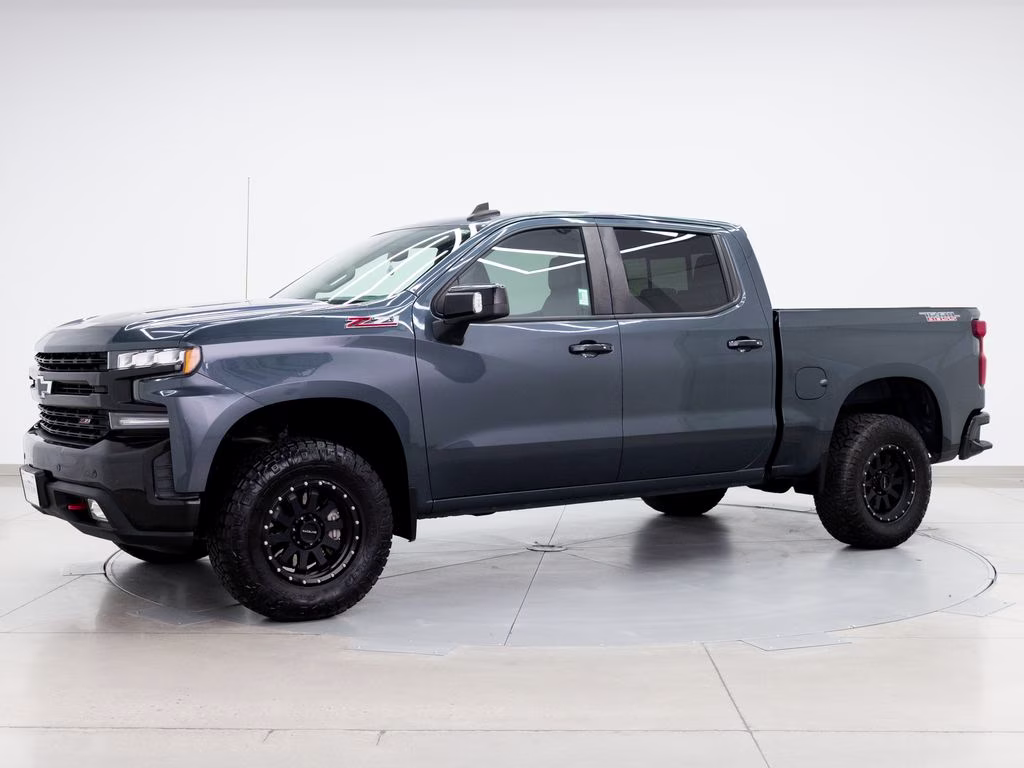 2019 Shadow Gray Metallic Chevrolet Silverado 1500 LT Trail Boss 4X4 Truck