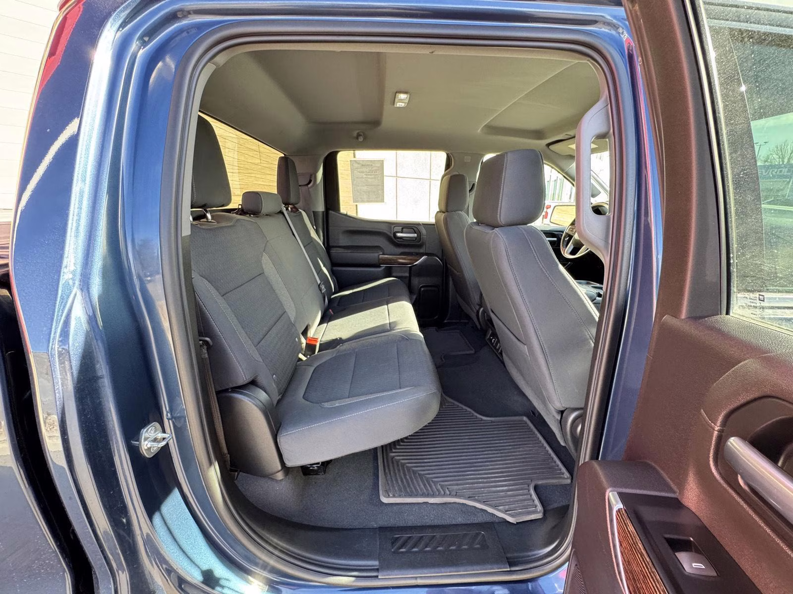 2019 Pacific Blue Metallic GMC Sierra 1500 SLE 4X4 Truck