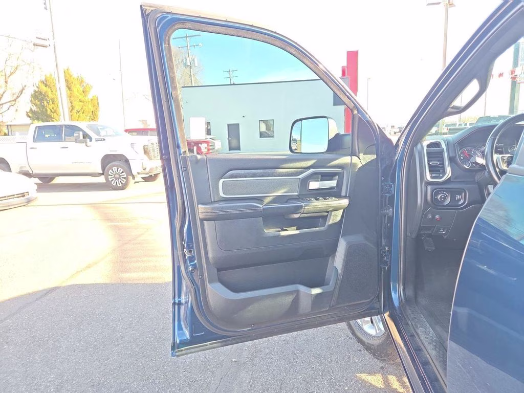 2021 Patriot Blue Pearlcoat Ram 2500 Big Horn 4X4 Truck