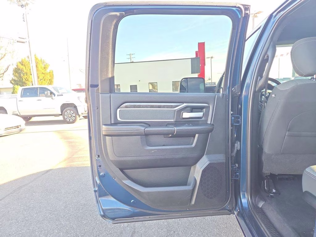 2021 Patriot Blue Pearlcoat Ram 2500 Big Horn 4X4 Truck