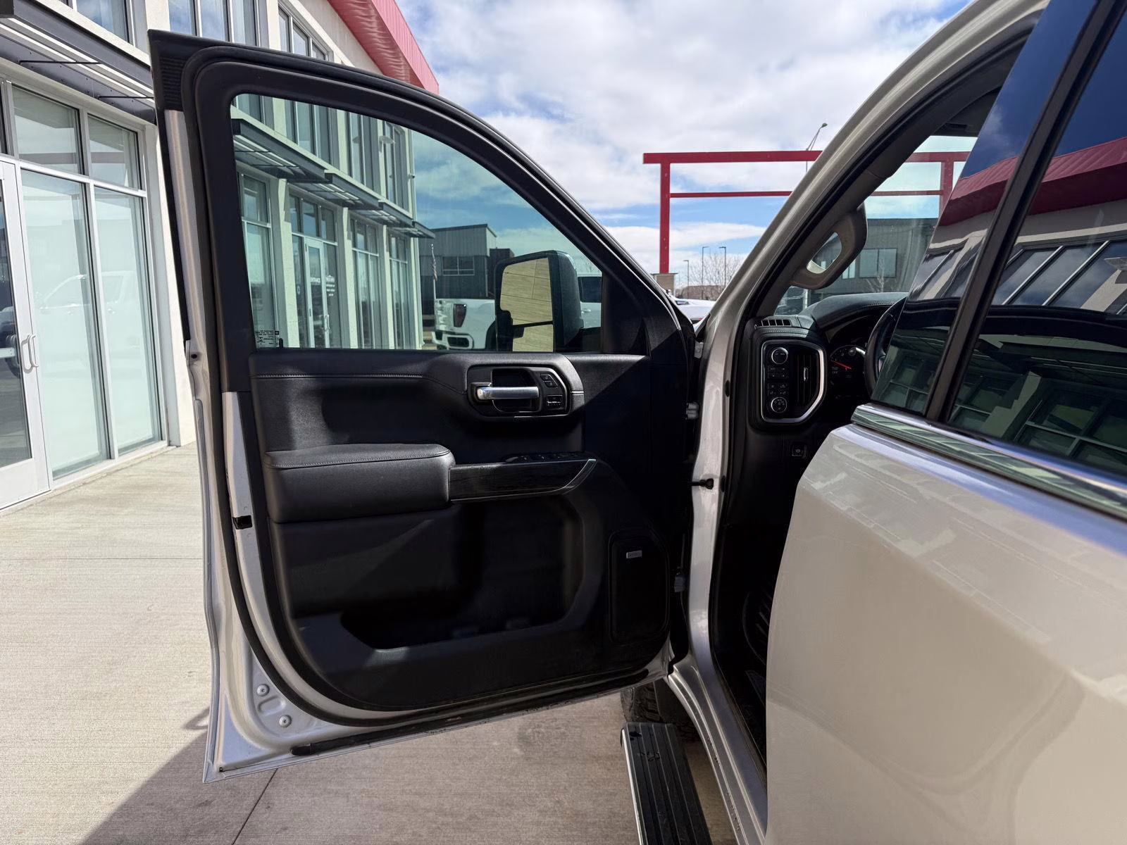 2021 Silver Ice Metallic Chevrolet Silverado 1500 LTZ 4X4 Truck