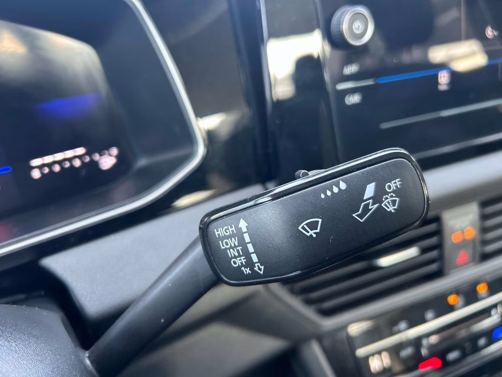 2025 White Volkswagen Jetta 1.5T S FWD Sedan