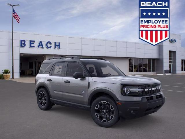 2026 Gray Metallic Ford Bronco Sport Outer Banks 4X4 SUV
