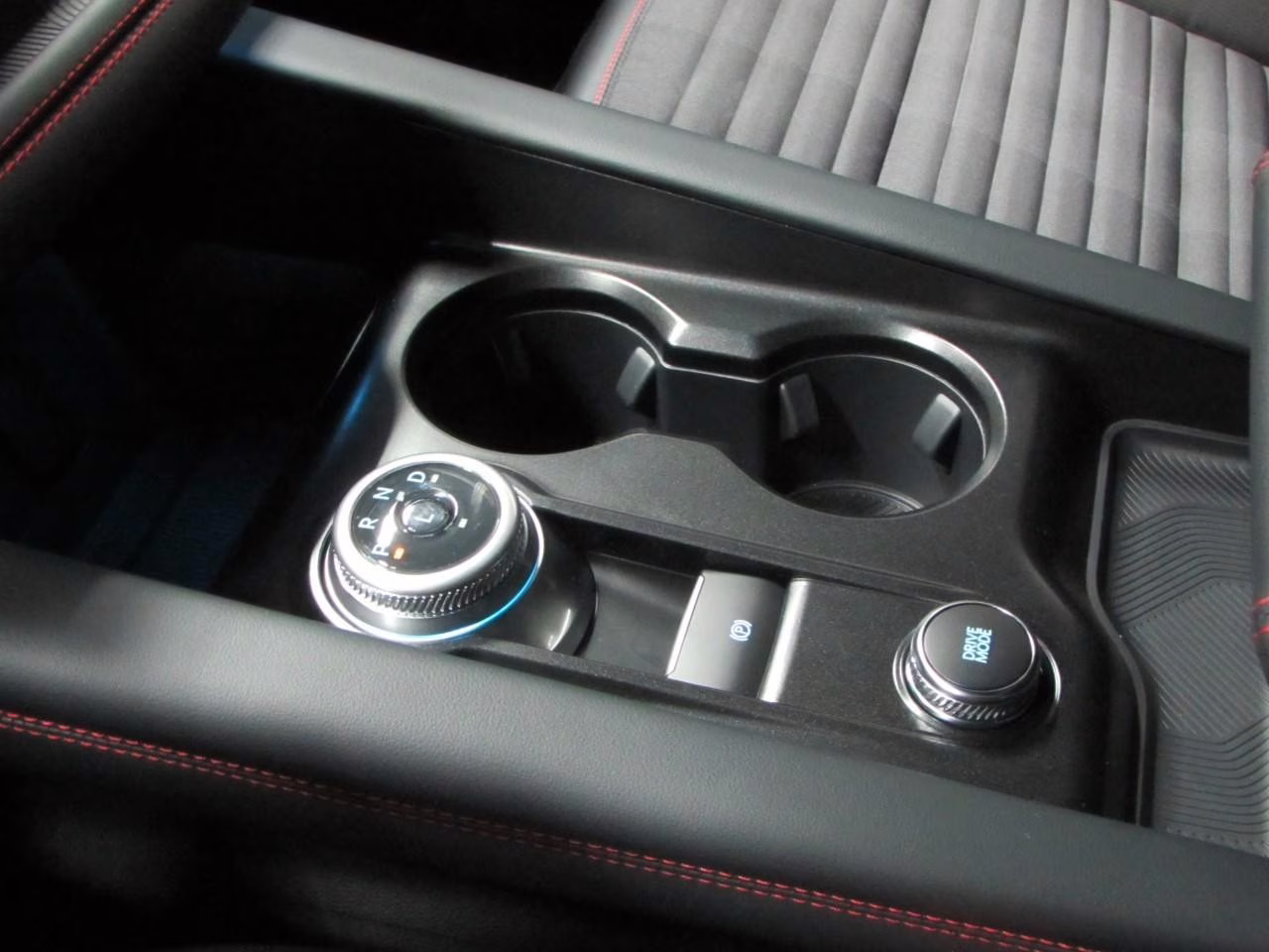 2026 Agate Black Metallic Ford Explorer ST-Line 4X4 SUV