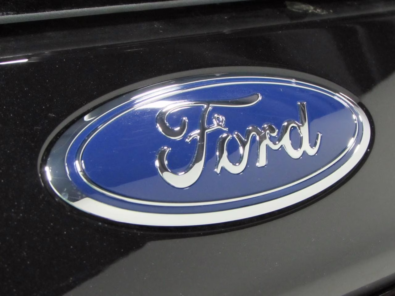 2026 Agate Black Metallic Ford Explorer ST-Line 4X4 SUV