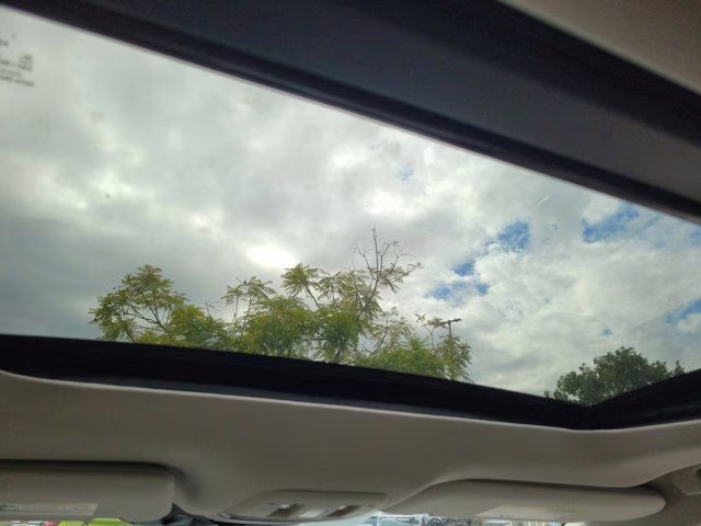 2026 Pearl Metallic Nissan Murano Platinum AWD SUV