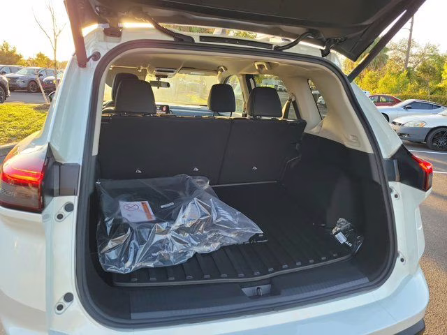 2026 Everest White Pearl Tricoat Nissan Rogue Rock Creek AWD SUV