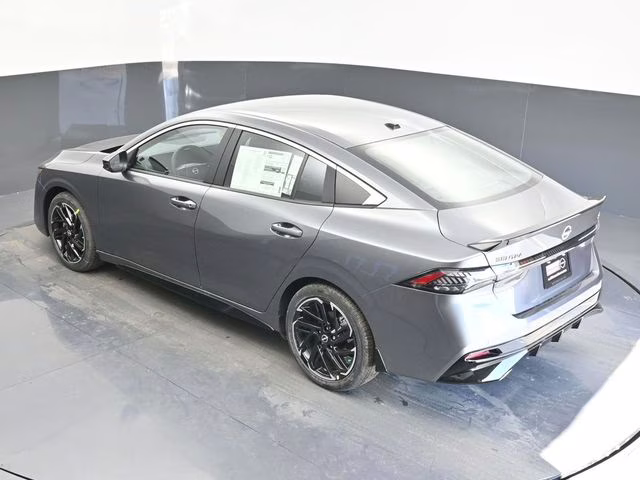 2026 Gun Metallic Nissan Sentra SR FWD Sedan