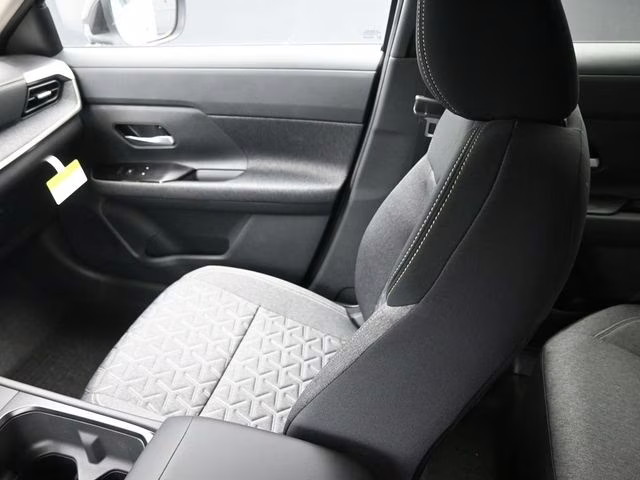 2026 Aspen White/Super Black Nissan Kicks SV FWD SUV