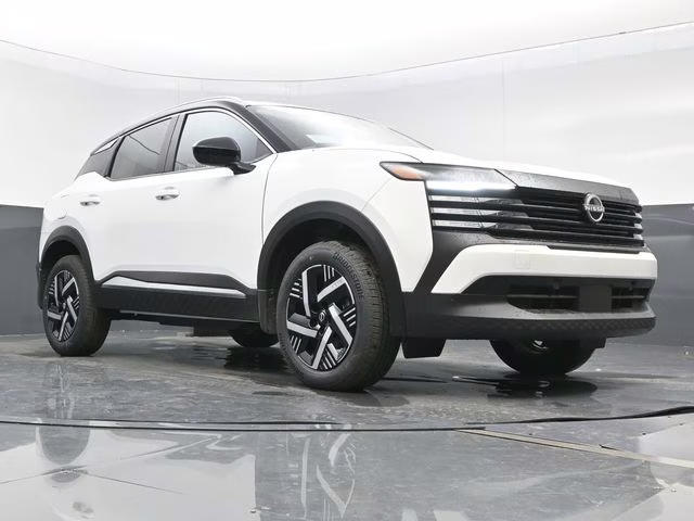 2026 Aspen White/Super Black Nissan Kicks SV FWD SUV