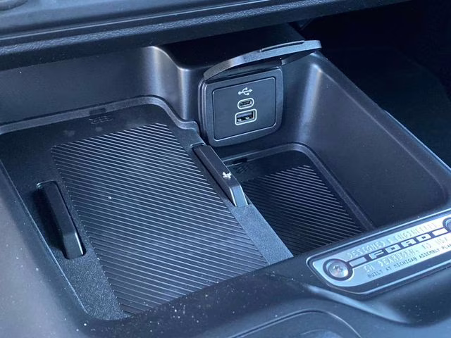 2026 Avalanche Ford Bronco Outer Banks 4X4 SUV