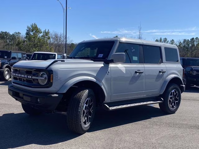 2026 Avalanche Ford Bronco Outer Banks 4X4 SUV