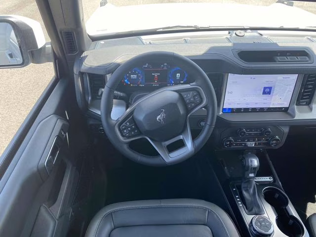 2026 Oxford White Ford Bronco Outer Banks 4X4 SUV