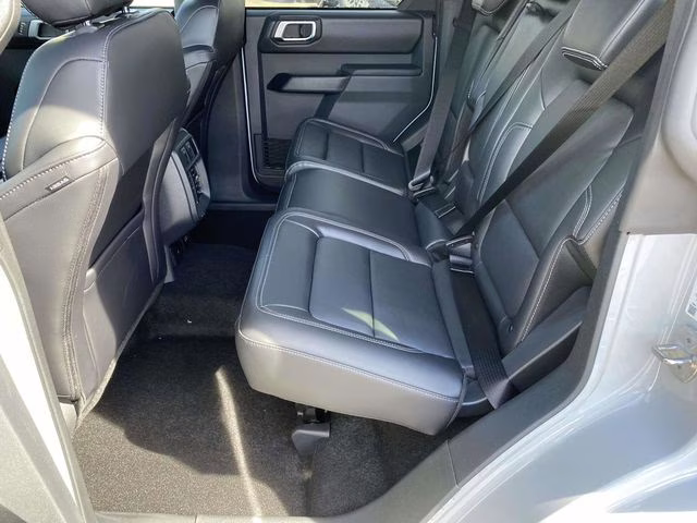 2026 Avalanche Ford Bronco Outer Banks 4X4 SUV