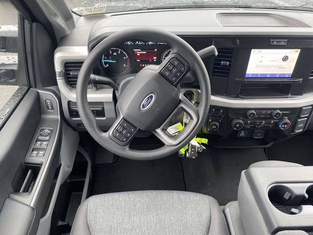 2026 Black Ford Super Duty F-250 SRW XL 4X4 Truck