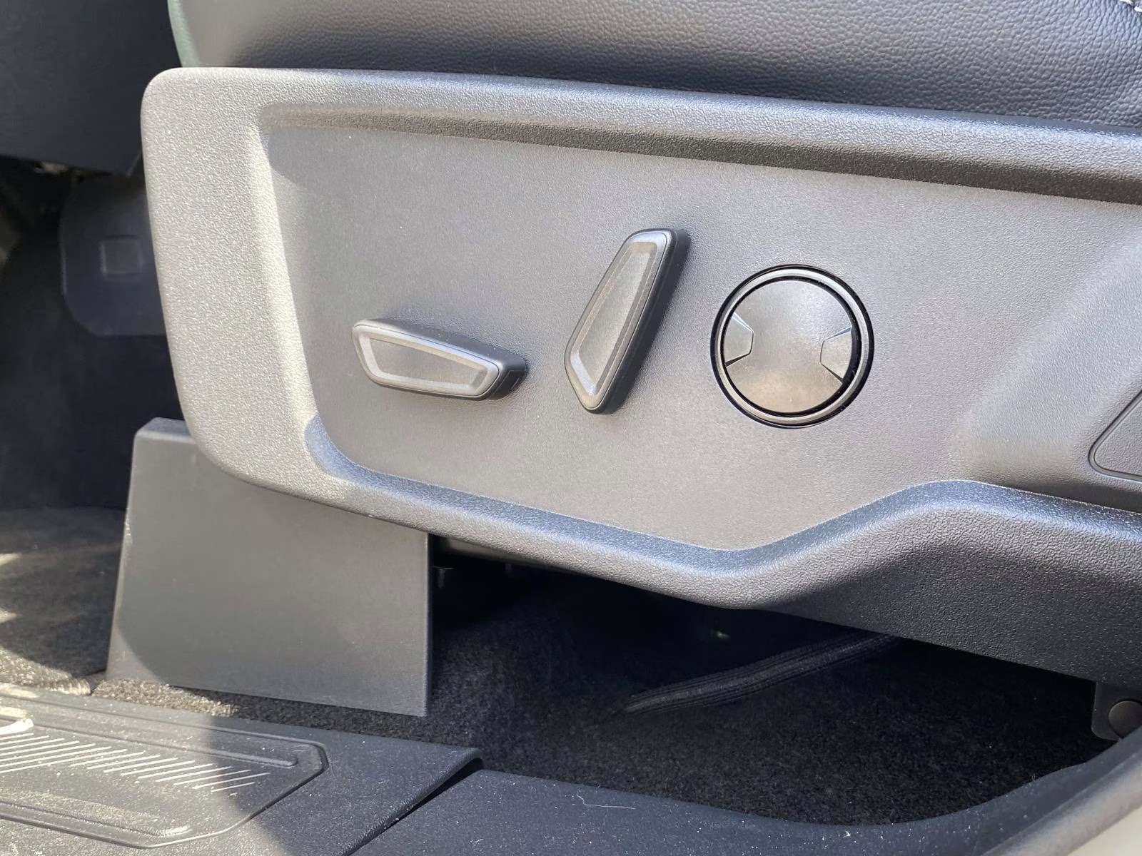 2026 Avalanche Ford Bronco Outer Banks 4X4 SUV