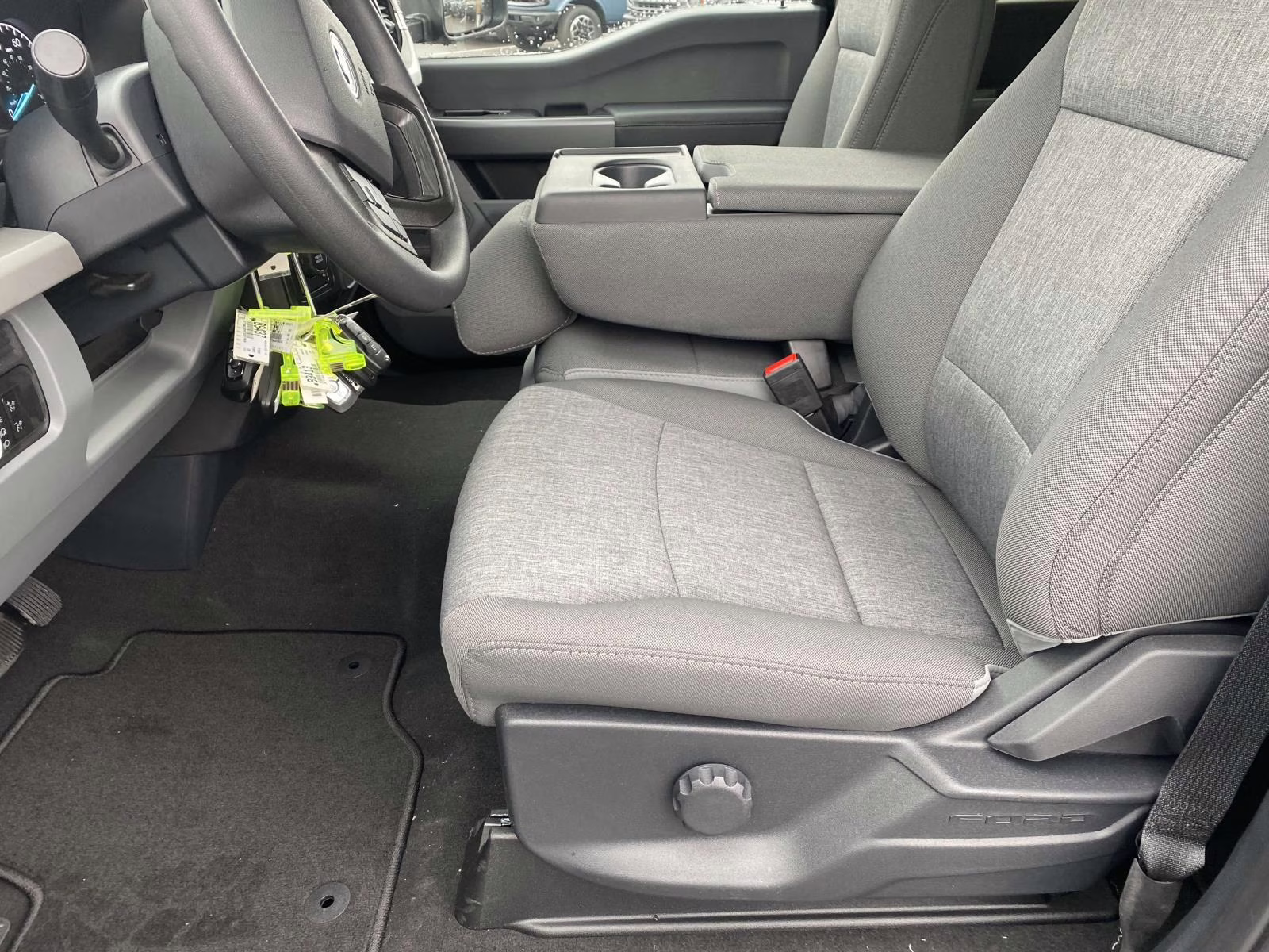 2026 Black Ford Super Duty F-250 SRW XL 4X4 Truck