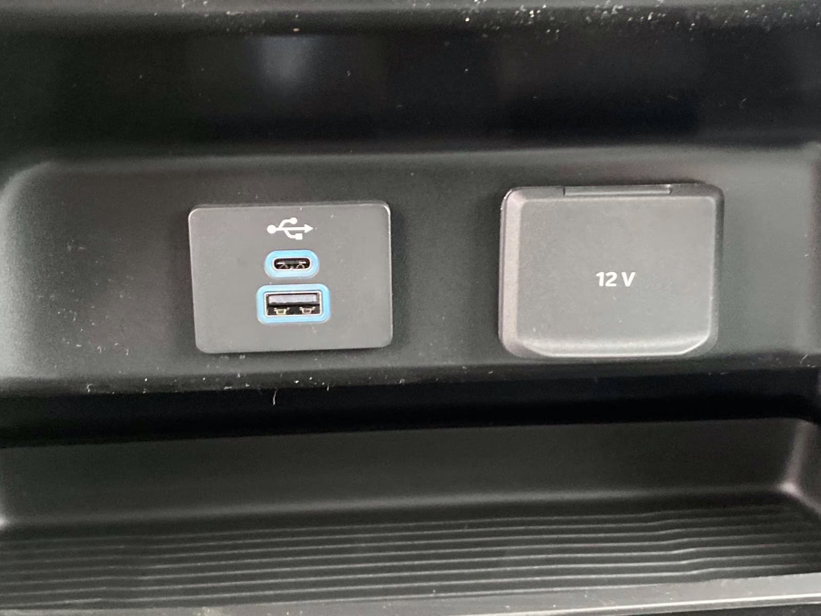 2026 Black Ford Super Duty F-250 SRW XL 4X4 Truck