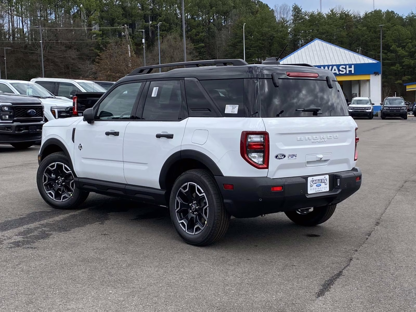 2026 Oxford White Ford Bronco Sport Outer Banks 4X4 SUV