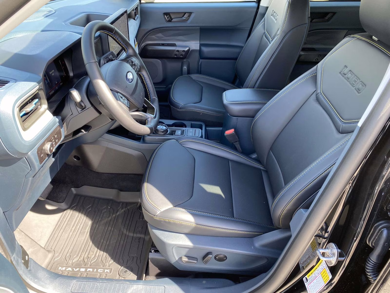 2026 Shadow Black Ford Maverick Lobo High AWD Truck