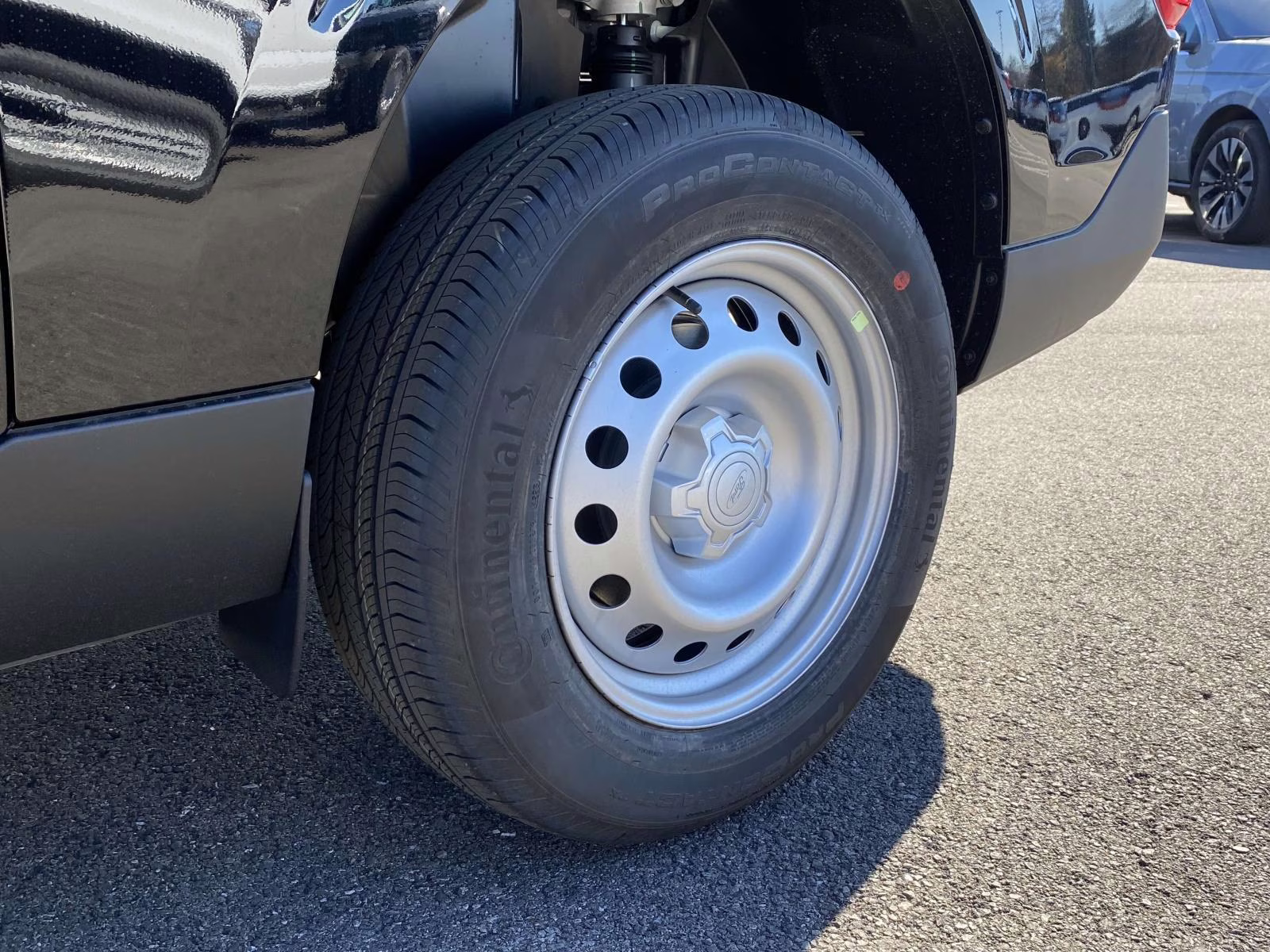 2026 Shadow Black Ford Maverick XL FWD Truck